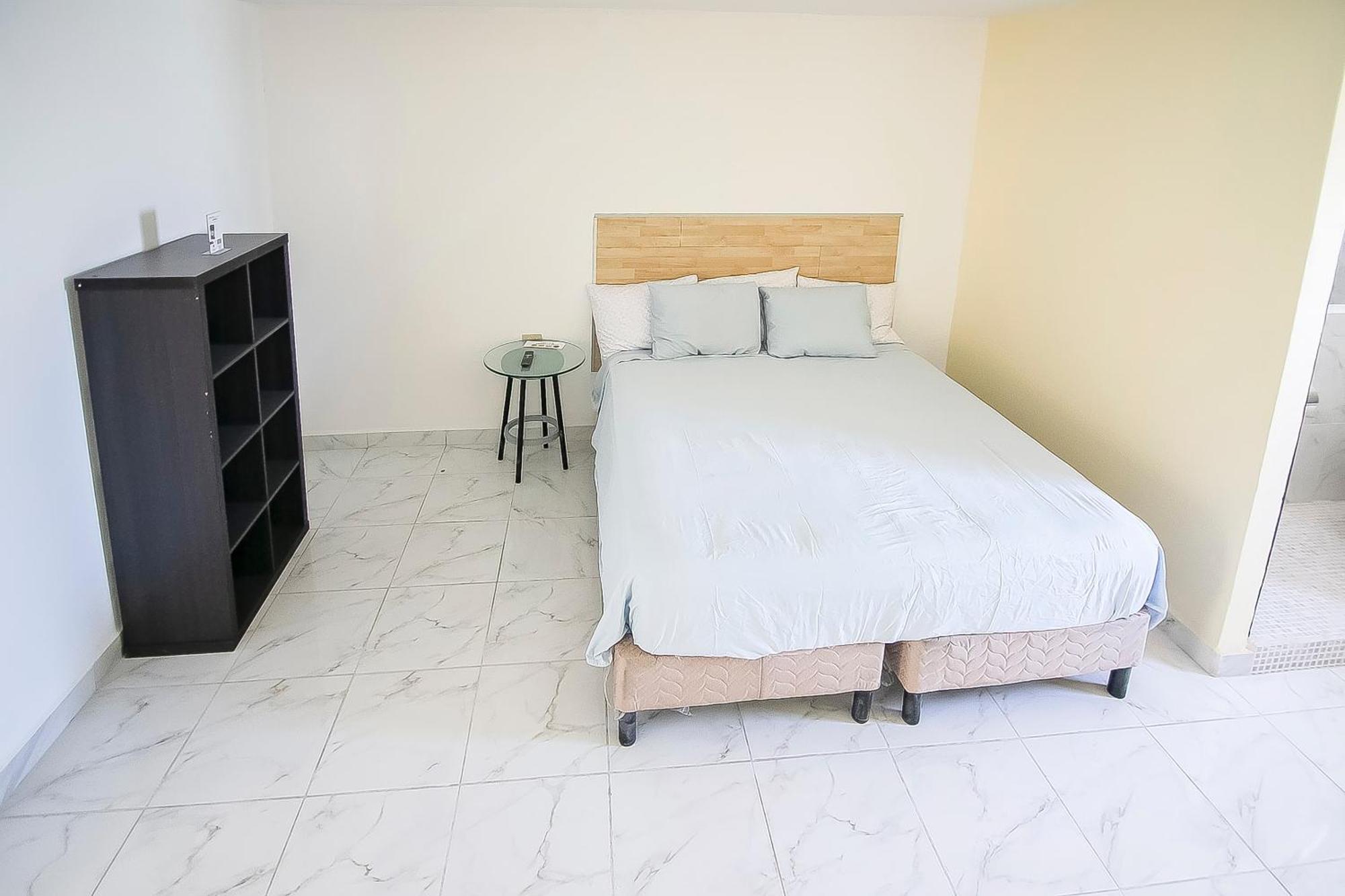 Oyo Hotel Plaza Las Torres, 카보산루카스 외부 사진